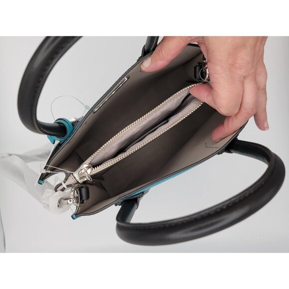 Michael Kors Mercer Pebbled Leather Crossbody Bag - Picture 7 of 14